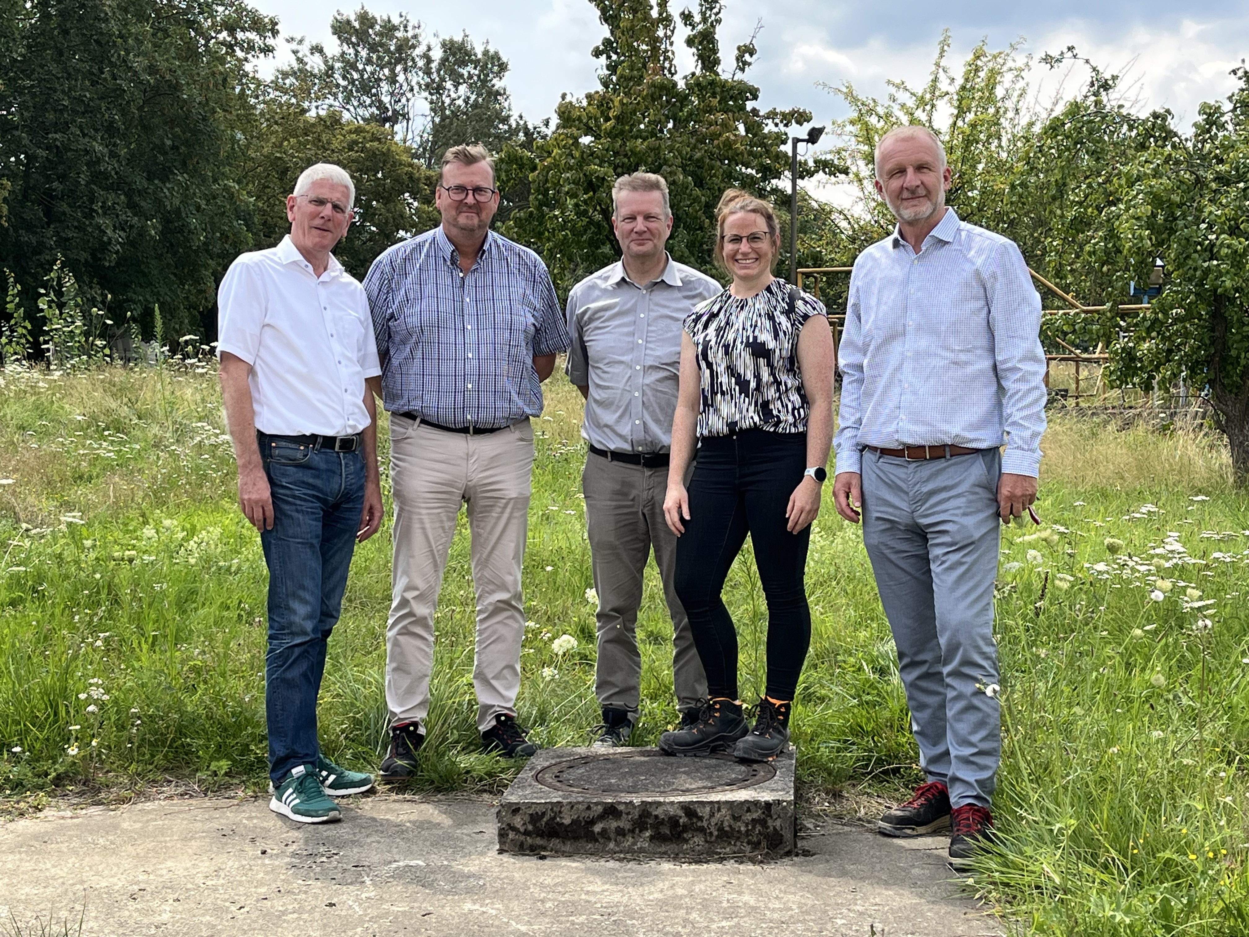 v. l.: Berend Beatt (KENOW), Erwin Voß (KNRN), Jens Manthey (KNRN), Mareike Weidemann (enercity contracting), Andreas Goll (KENOW)